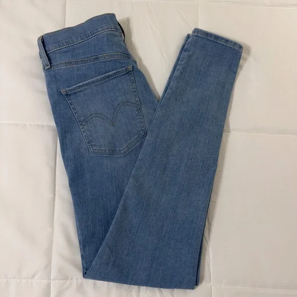 Levi's Women's Mile High Super Skinny Jeans Size 29 Light Wash High Rise Strech - Picture 5 of 16